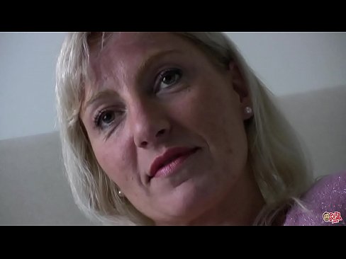 ❤️ A 'mhàthair a tha sinn uile fucked ... Lady, giùlan fhèin! Porno  leinn gd.taxiporec.top ❌️