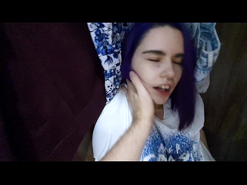❤️ Lorg mi mo sis anns a’ chlòsaid agus chuidich i cum Porno  leinn gd.taxiporec.top ❌️
